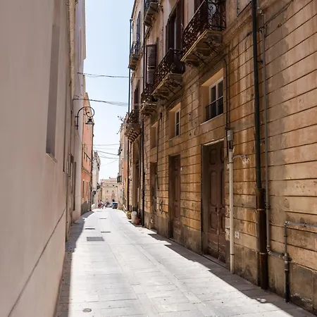 Casa Di Castello * كالياري